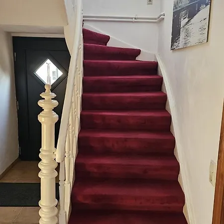 Gemuetliche In *